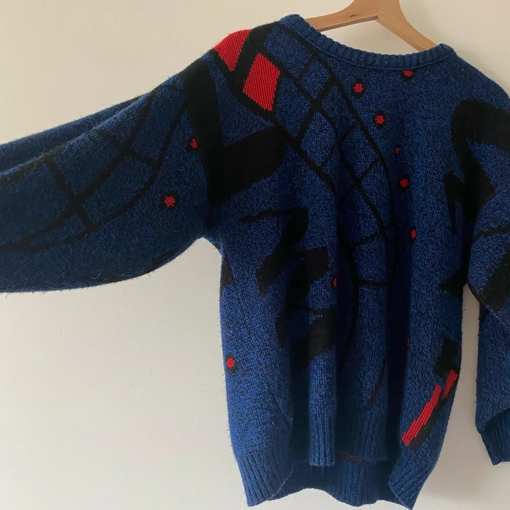 Retro Colorblock Sweater - Picture 7 of 7